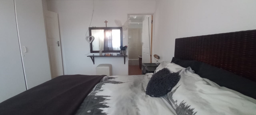 To Let 3 Bedroom Property for Rent in Wetton Western Cape